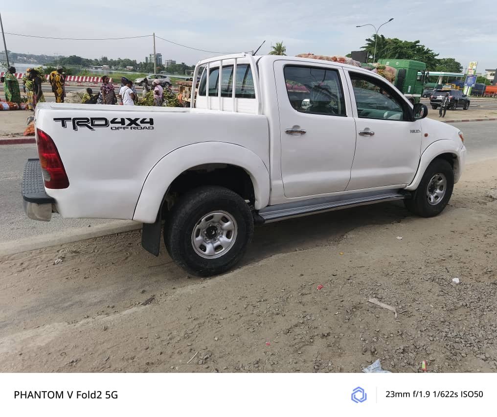 TOYOTA HILUX Année 2007/2008